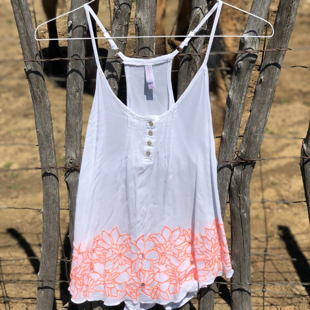 White camisole tank top